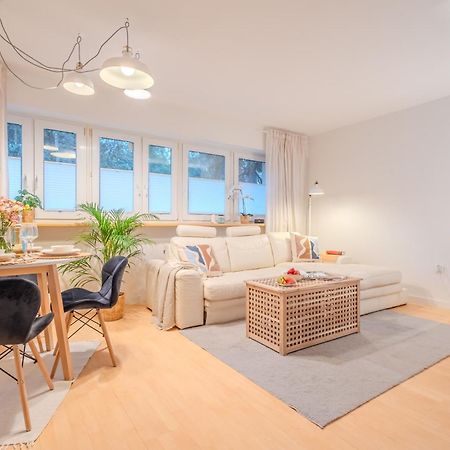Apartmán Rezydencja Filmowa- Wygodny Apartament 10 Min Od Lotniska I Centrum Varšava Exteriér fotografie