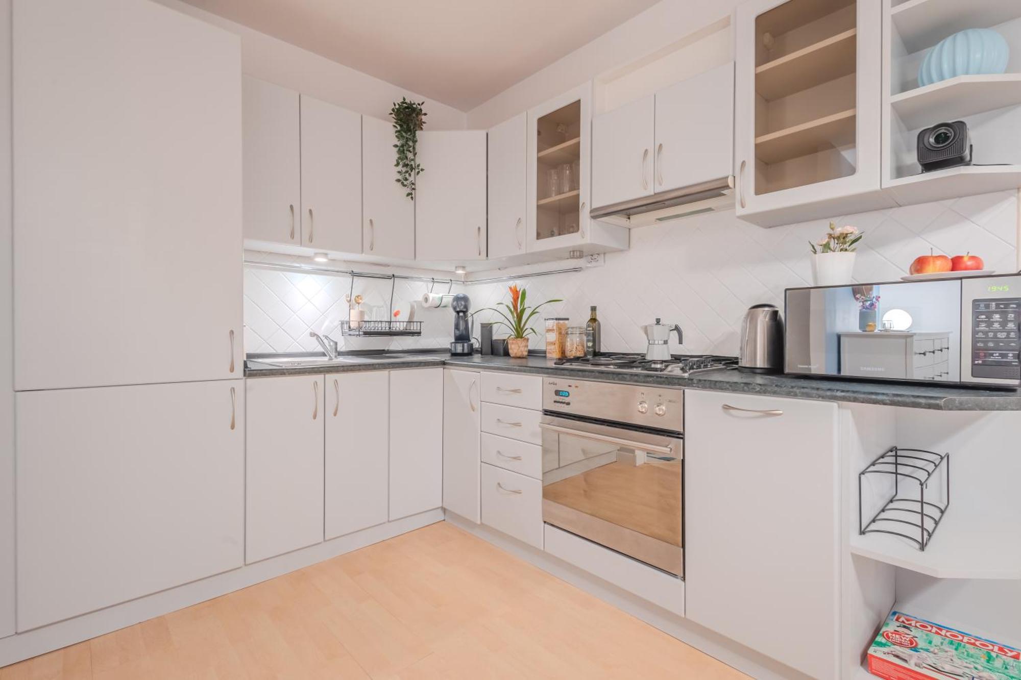 Apartmán Rezydencja Filmowa- Wygodny Apartament 10 Min Od Lotniska I Centrum Varšava Exteriér fotografie